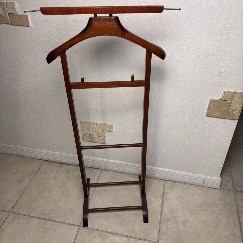 Wooden Gentlemans Valet Stand Clothes Butler Suit Hanger Rack VTG Made In Italy